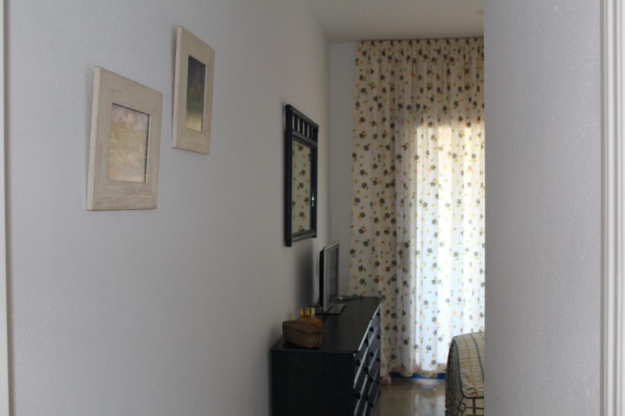 Duquesa Suites. Manilva 산루이스데사비닐라스 외부 사진