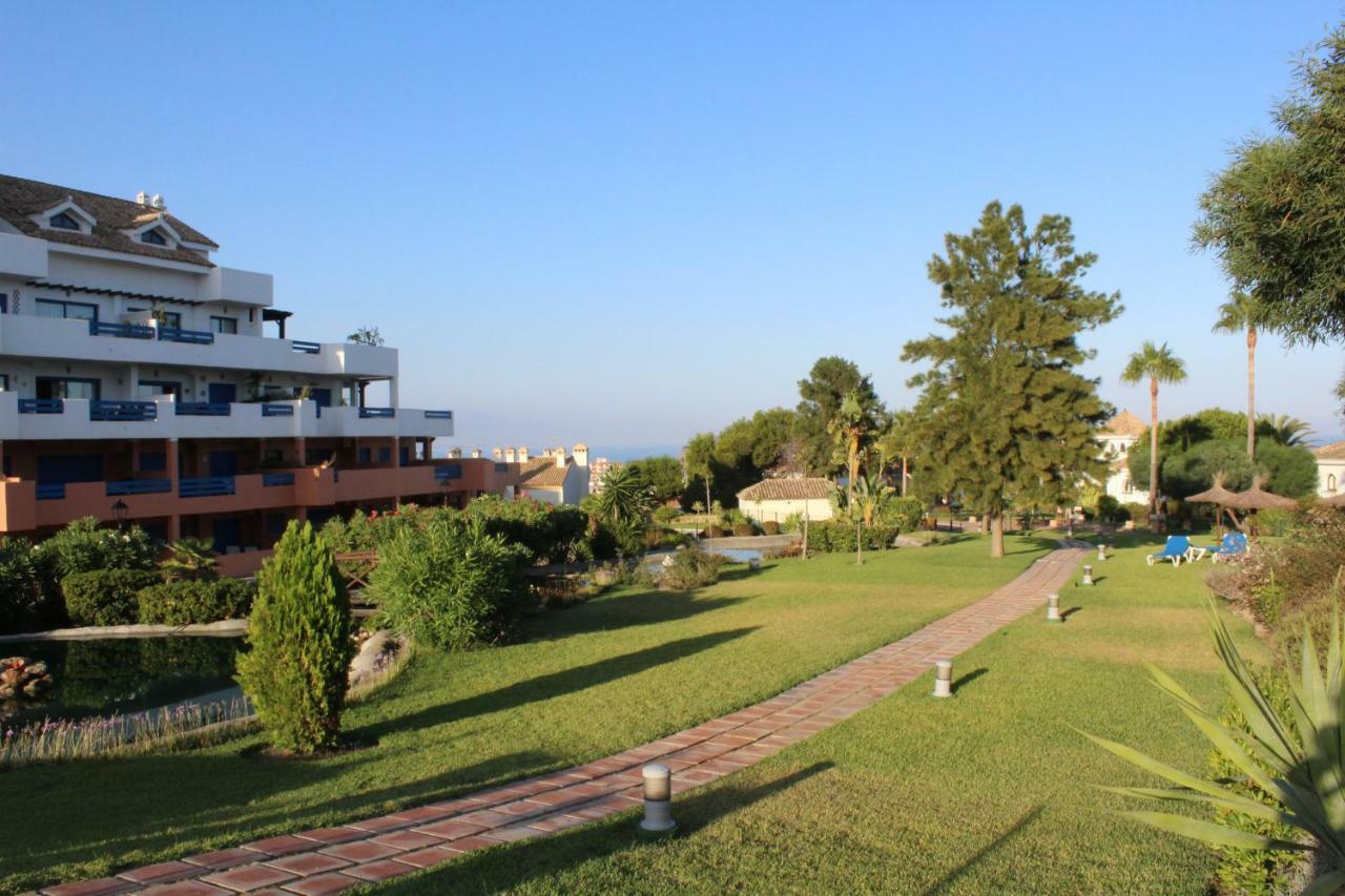 Duquesa Suites. Manilva 산루이스데사비닐라스 외부 사진