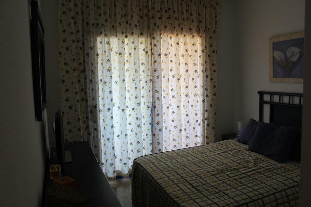 Duquesa Suites. Manilva 산루이스데사비닐라스 외부 사진